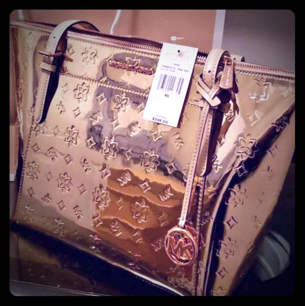 Michael Kors tote (sold)